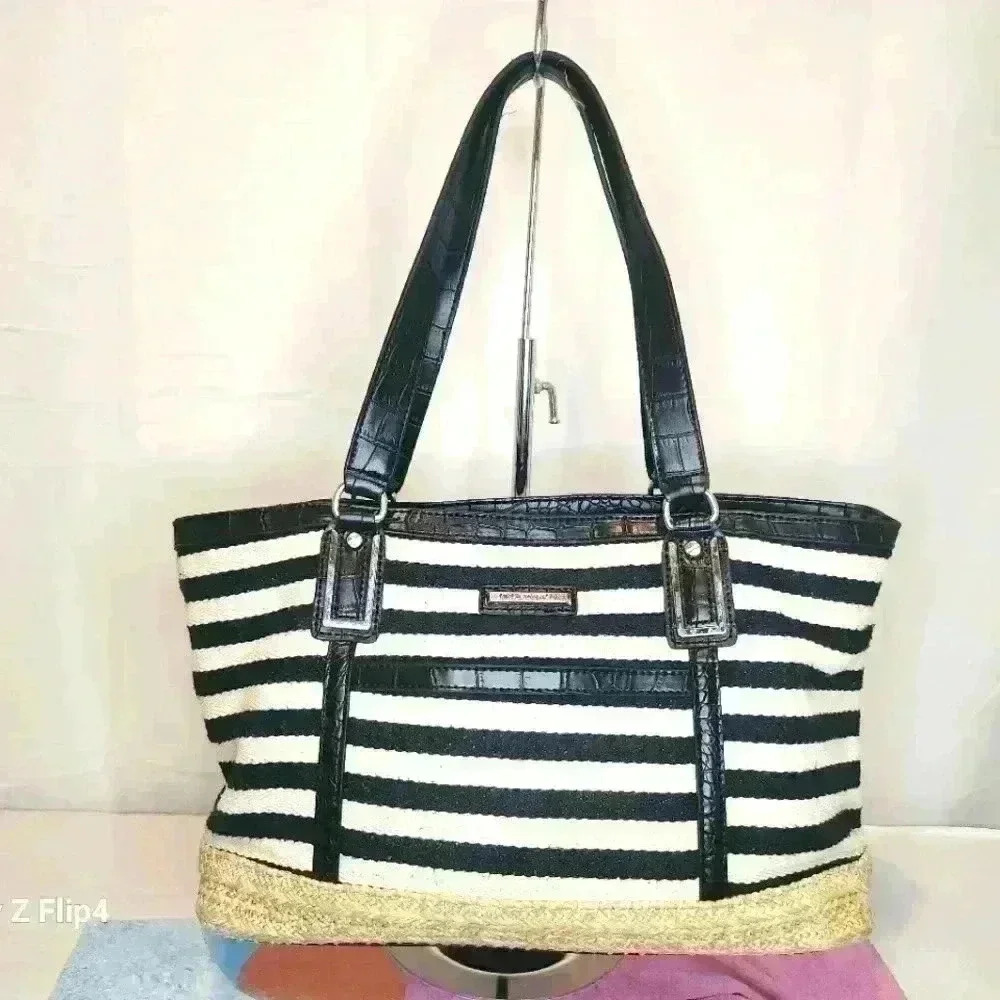 DANA BUCHMAN BLACK AND WHITE TOTE